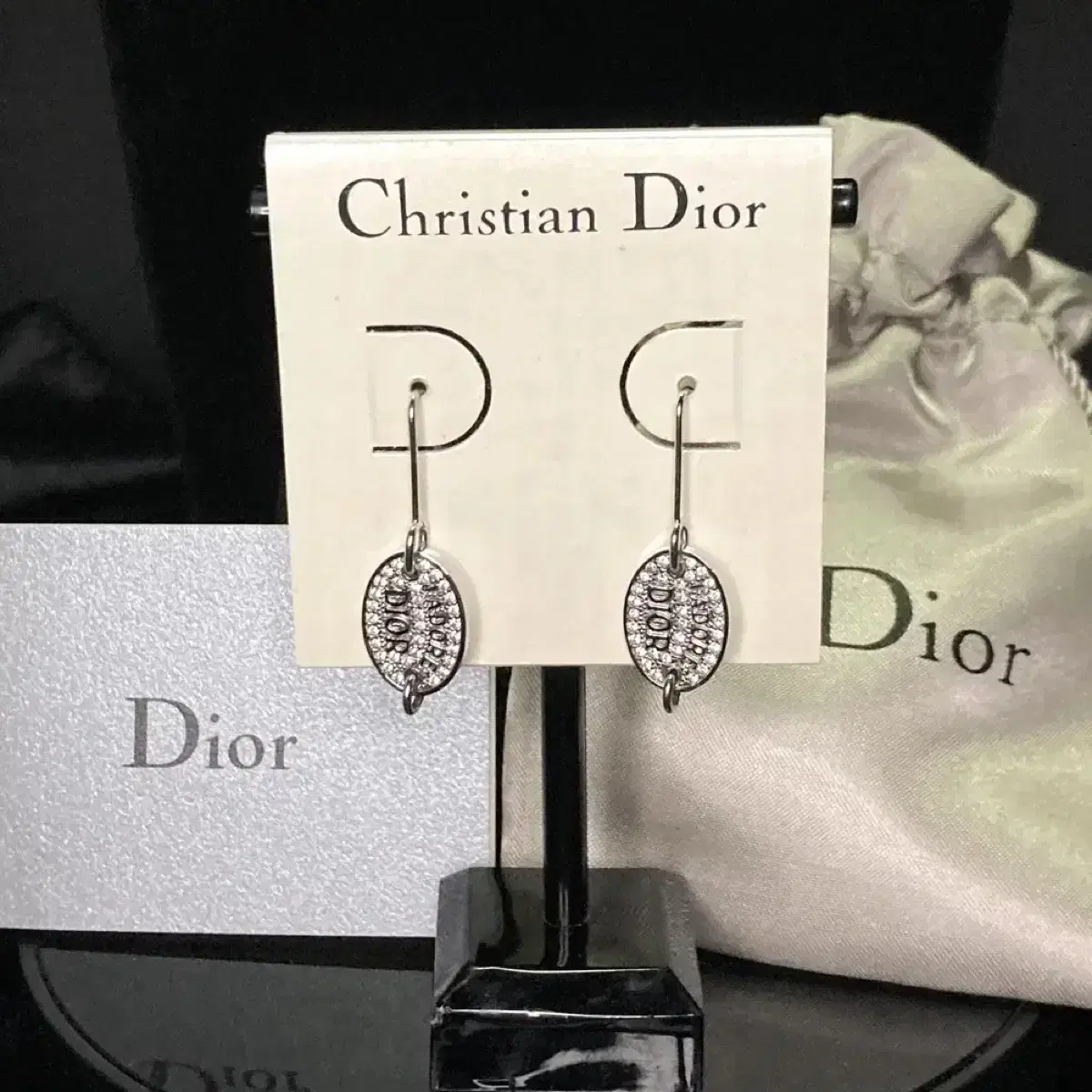 [정품] 디올 J'ADORE DIOR 로고 큐빅 귀걸이